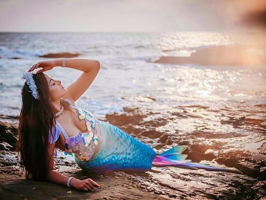 Breathtaking Clicks Of Divi Vadthya As A Mermaid